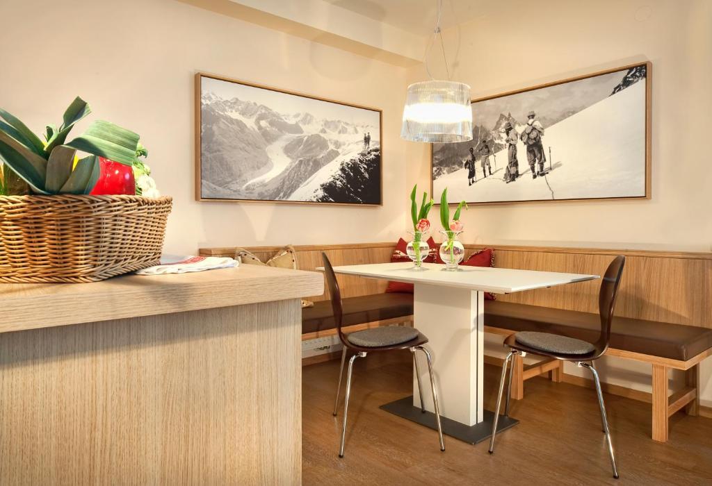 Appartement Neuhaus Mayrhofen Habitación foto